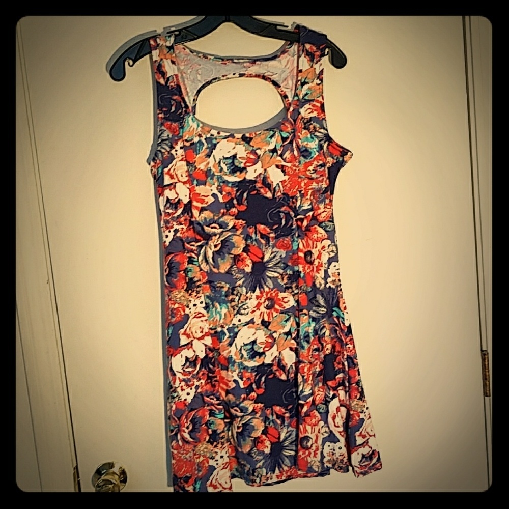 Floral mini